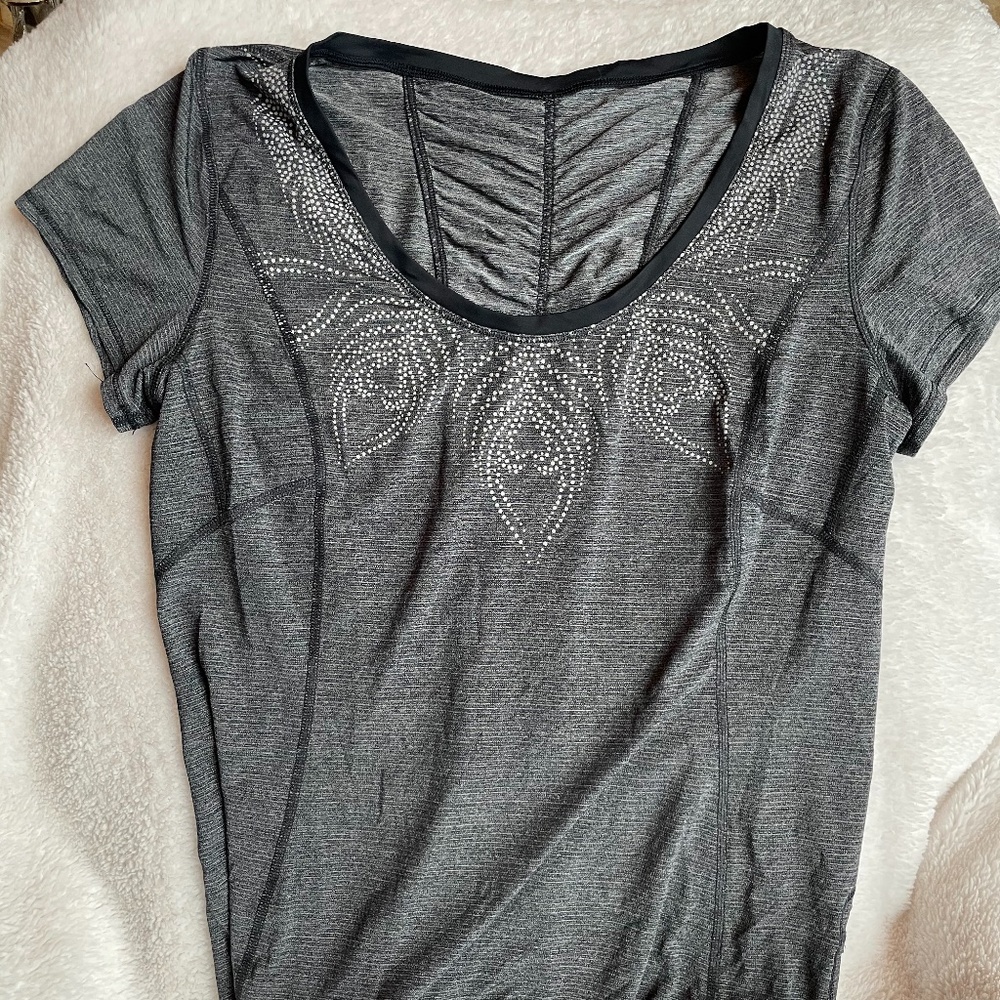 Lululemon Tech Short Sleeve - Grey/Silver